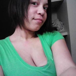 Meet your Posher, Destinee